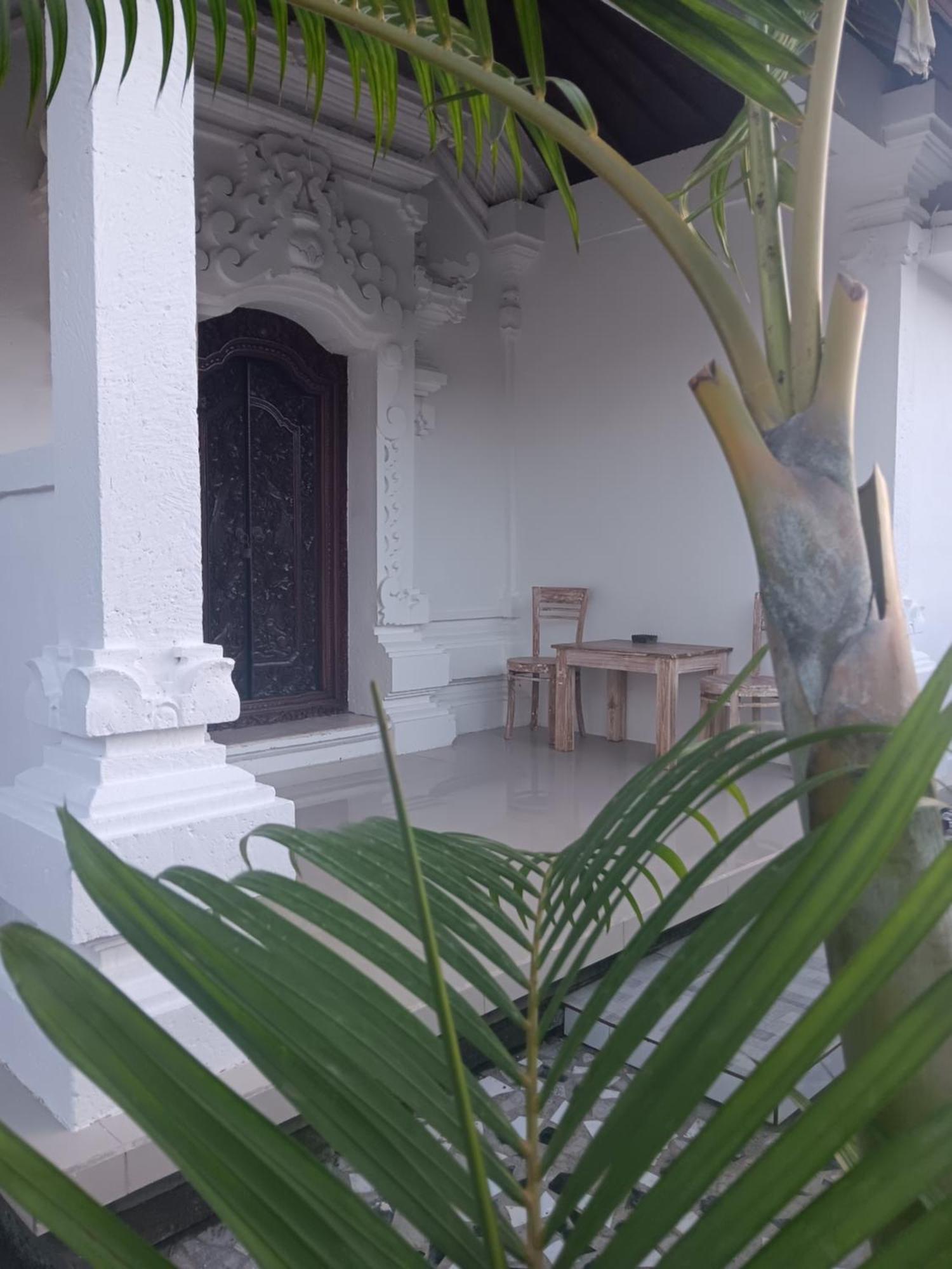 Adore Guesthouse Amed  Room photo