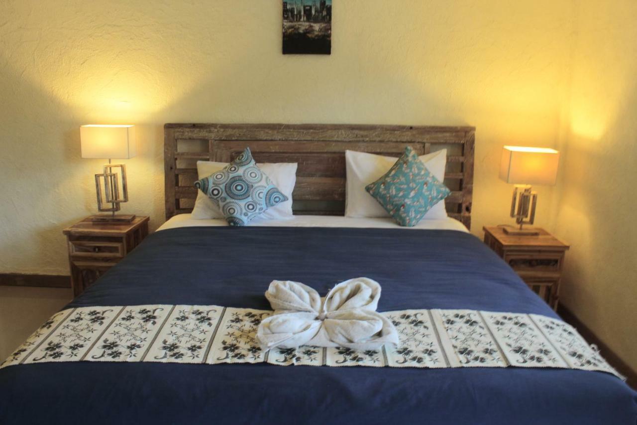 Adore Guesthouse Amed  Exterior photo