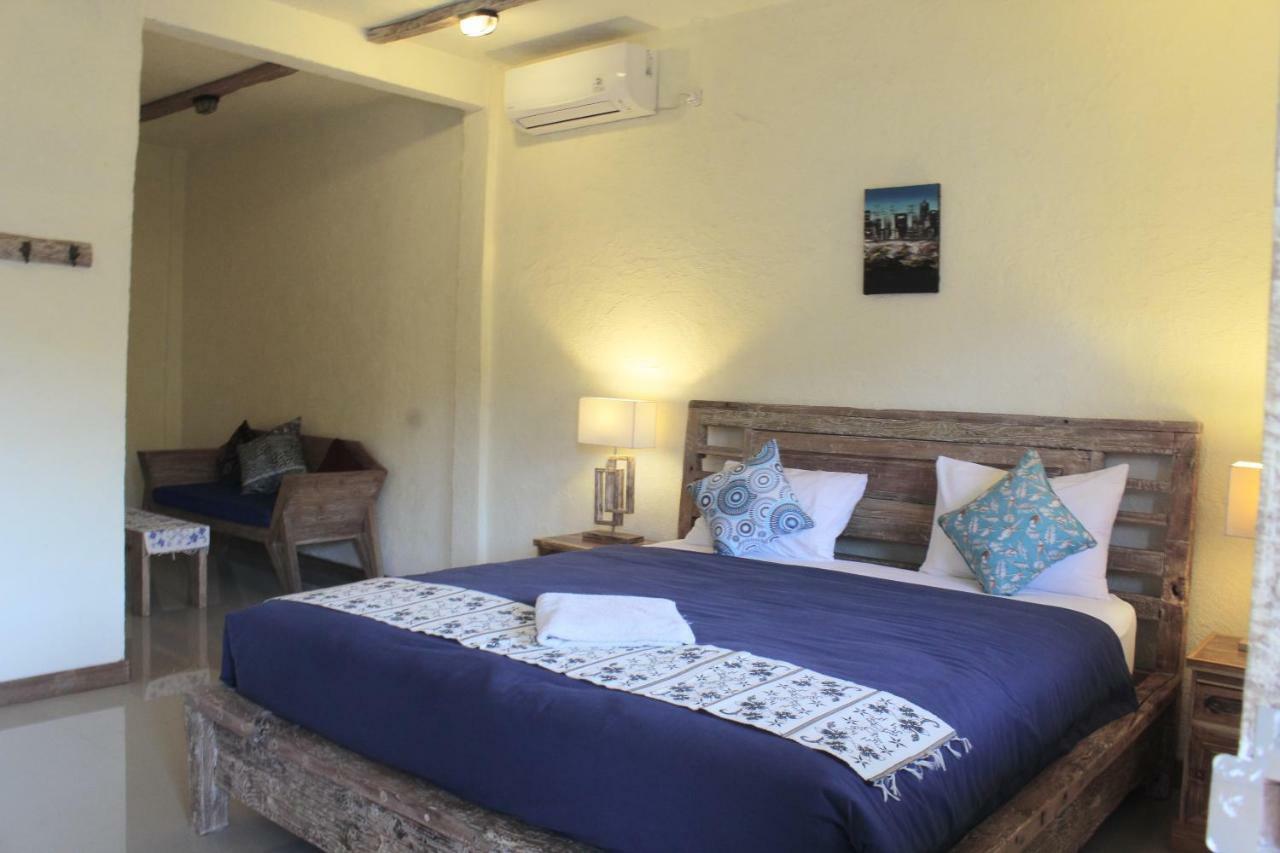 Adore Guesthouse Amed  Exterior photo